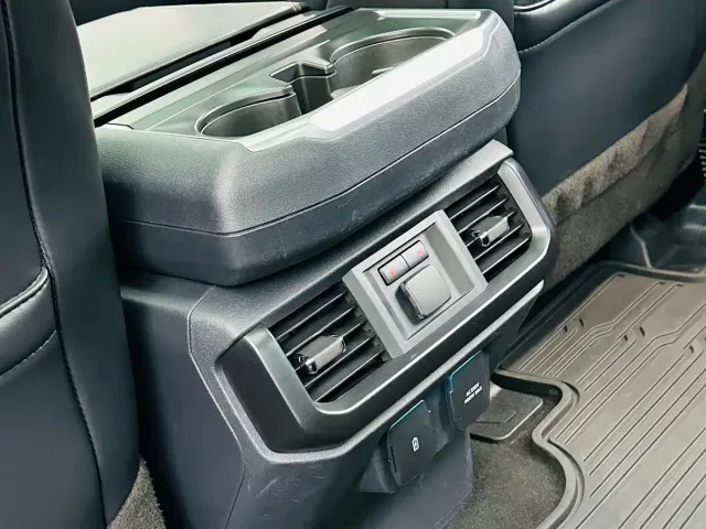 Ford F-150 Raptor — Фото автомобиля 20