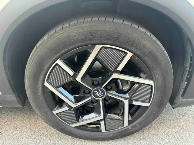 BYD Yuan PLUS — Фото автомобиля 20