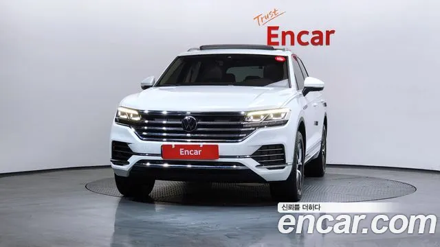 Volkswagen Touareg Touareg 3 поколение 3.0 TDI Prestige — Фото автомобиля 3