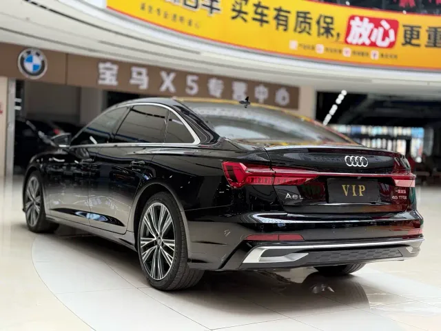 Audi A6L — Фото автомобиля 7