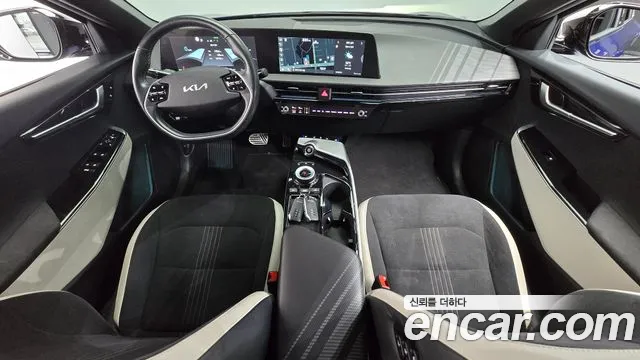Kia EV6 — Фото автомобиля 7