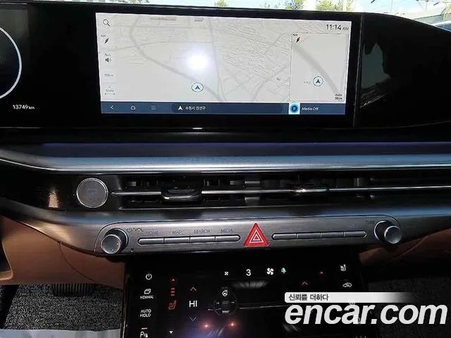 Hyundai Grandeur GN7 — Фото автомобиля 15