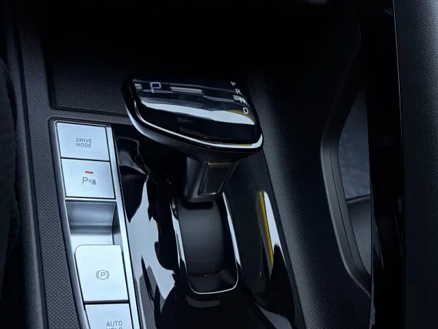 Hyundai Elantra — Фото автомобиля 19