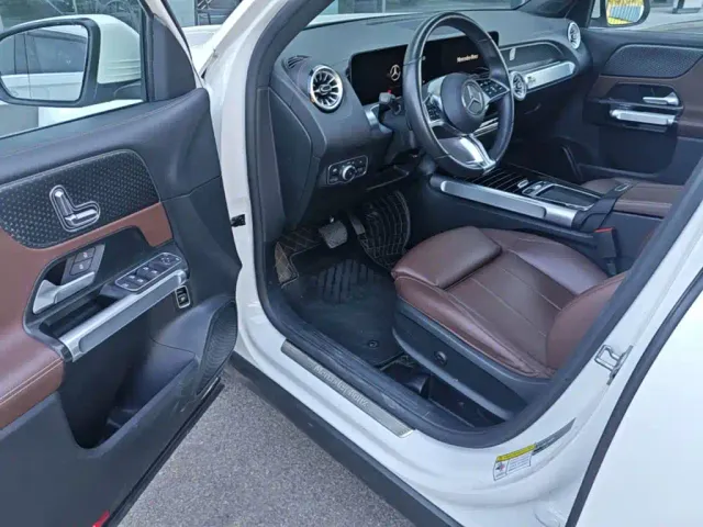 Mercedes-Benz GLB-Class — Фото автомобиля 15