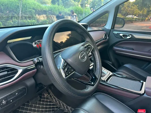 GAC Trumpchi M6 — Фото автомобиля 4