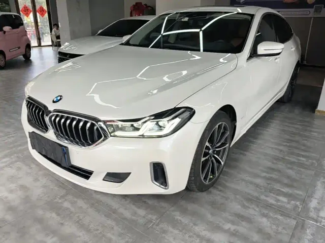 Фотография автомобиля — BMW 6 Series Gran Turismo