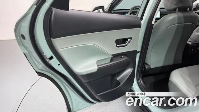 Hyundai Kona SX2 — Фото автомобиля 14