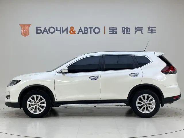 Nissan X-Trail — Фото автомобиля 7