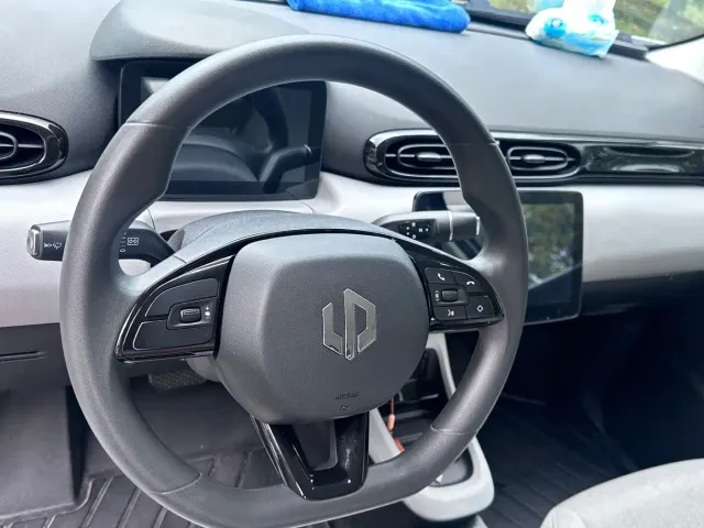 Leapmotor T03 — Фото автомобиля 6