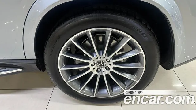 Mercedes-Benz GLE-Class — Фото автомобиля 5