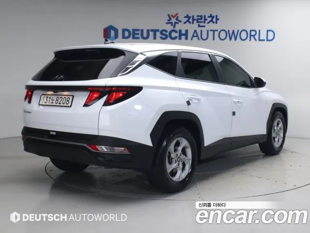 Hyundai Tucson Tucson (NX4) Бензин 1.6 турбо 2WD — Фото автомобиля 5