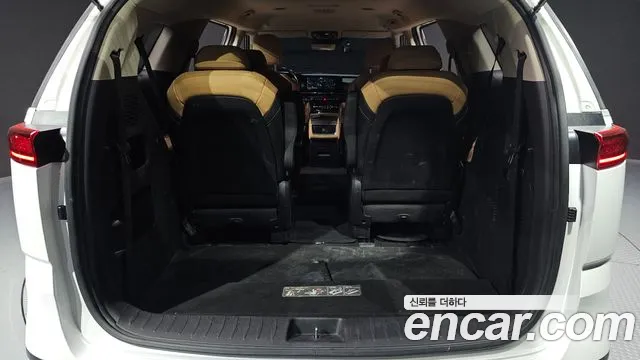 Kia Carnival 4th Gen — Фото автомобиля 20
