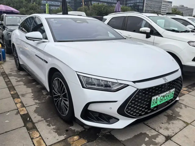 BYD Han 2022 DM-i 121KM Premium Edition — Фото автомобиля 4