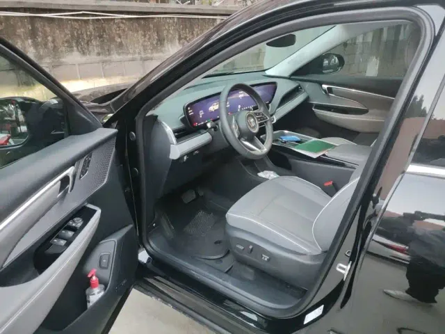 Buick E5 — Фото автомобиля 12