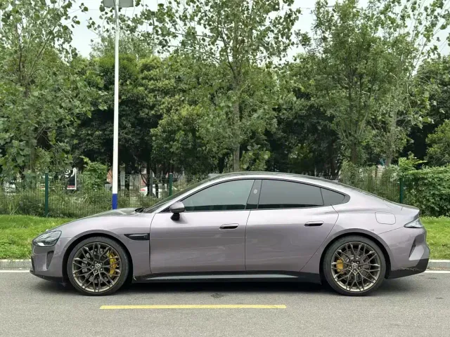 Xiaomi SU7 — Фото автомобиля 8