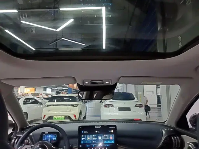 BYD Yuan PLUS — Фото автомобиля 17
