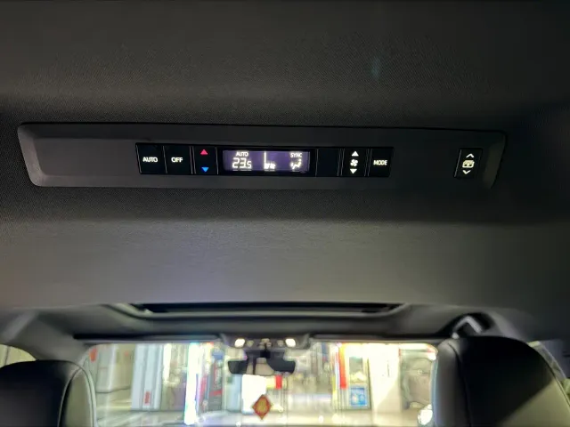 Toyota Granvia — Фото автомобиля 29