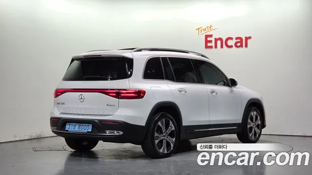 Mercedes-Benz EQB X243 — Фото автомобиля 2