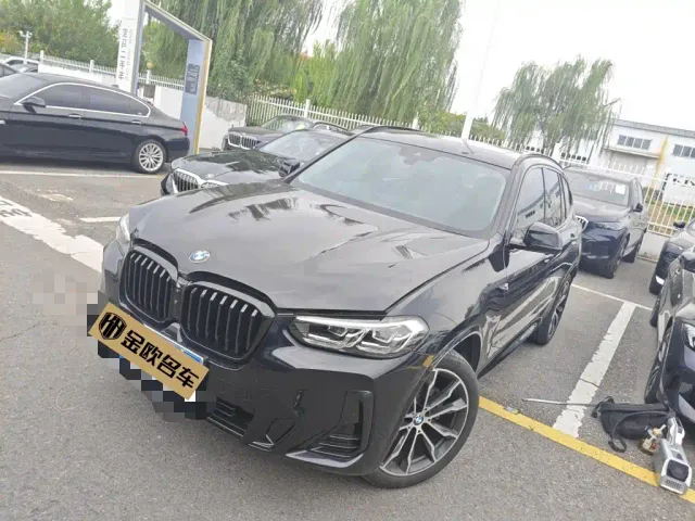Фотография автомобиля — BMW X3