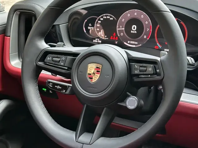 Porsche Cayenne — Фото автомобиля 19