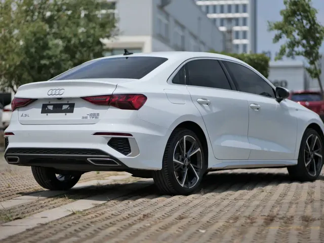 Audi A3 — Фото автомобиля 4