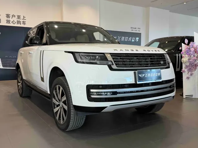 Land Rover Range Rover — Фото автомобиля 3