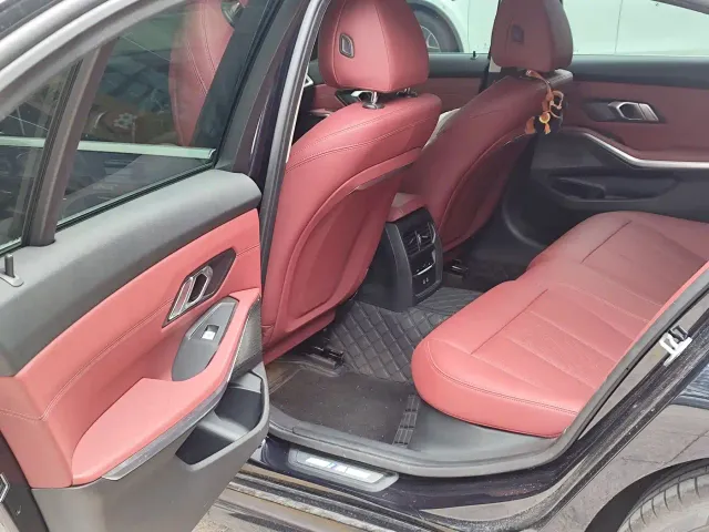 BMW 3 Series — Фото автомобиля 3