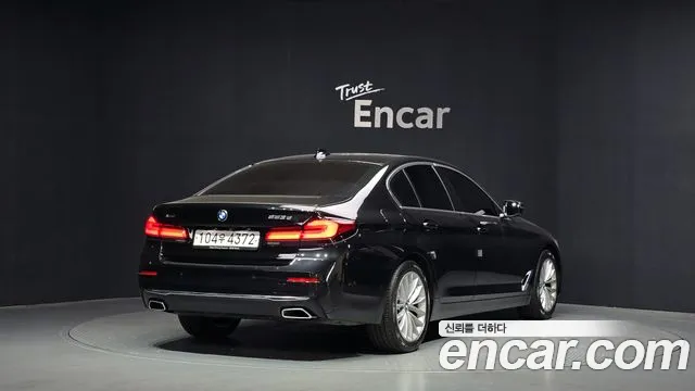 BMW 5-Series 5 серия (G30) 523d xDrive Luxury — Фото автомобиля 2