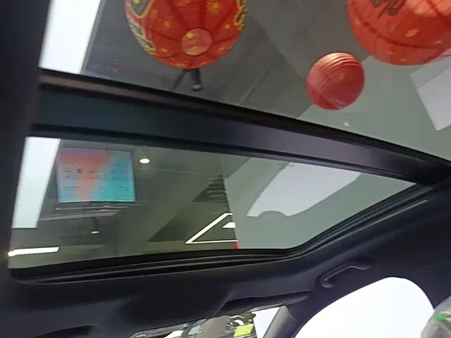 BYD Qin L — Фото автомобиля 17