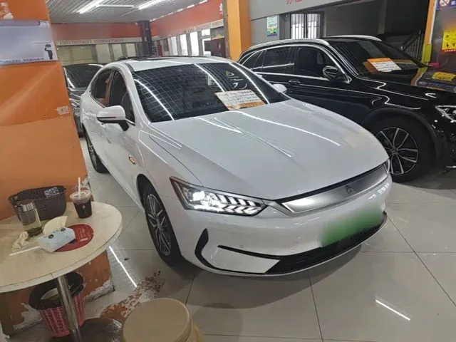 BYD Qin PLUS — Фото автомобиля 21
