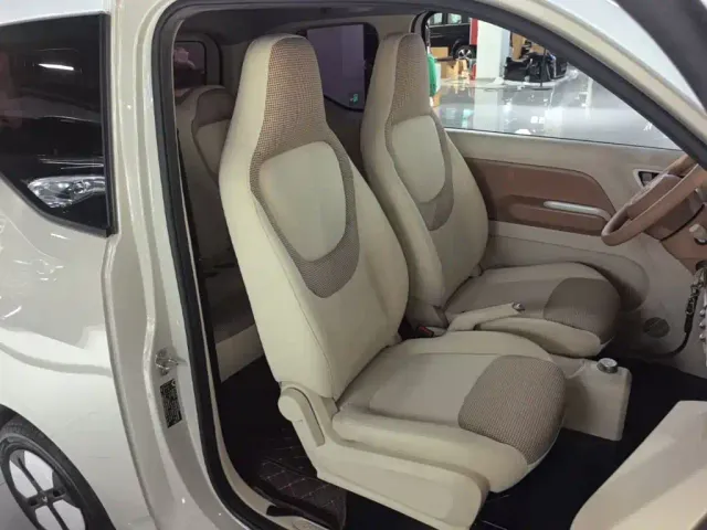 Wuling Hongguang Mini EV — Фото автомобиля 24