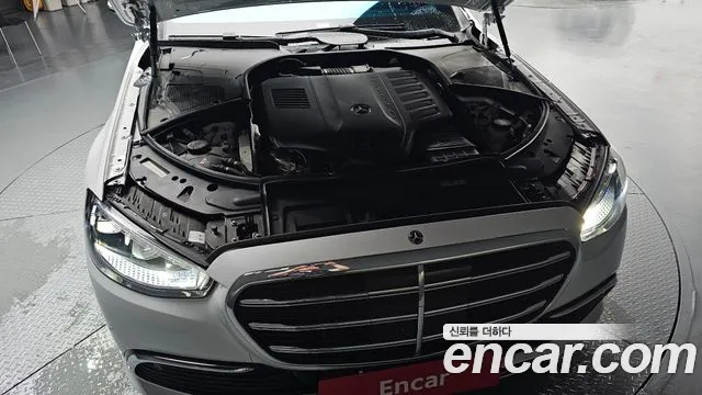 Mercedes-Benz S-Class — Фото автомобиля 5