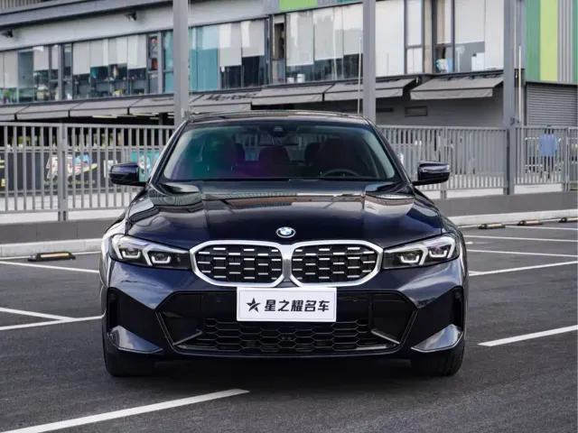 BMW 3 Series — Фото автомобиля 2