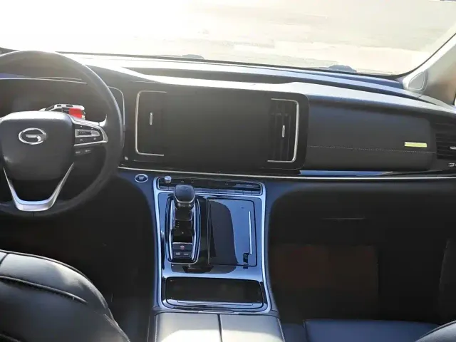 GAC Trumpchi M8 — Фото автомобиля 11