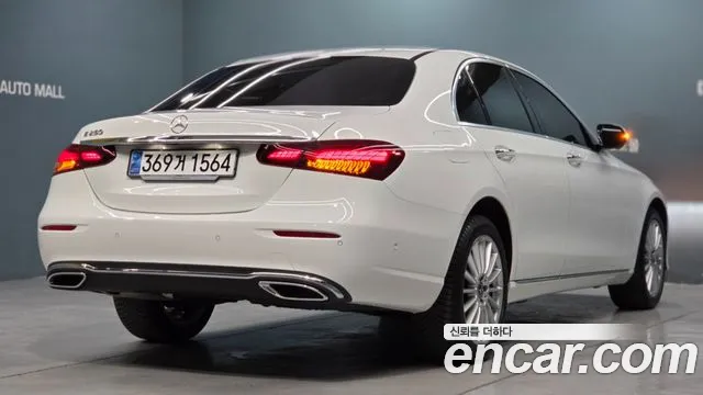 Mercedes-Benz E-Class W213 — Фото автомобиля 4