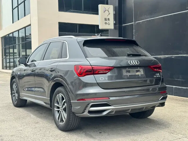 Audi Q3 — Фото автомобиля 9