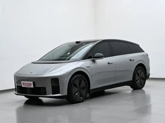 Li Auto Li Auto i6 2025 2WD Base Model — Фото автомобиля 2