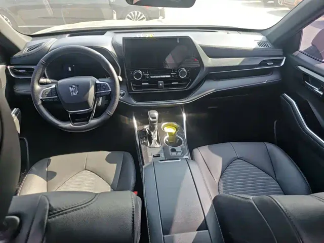 Toyota Crown Kluger — Фото автомобиля 19