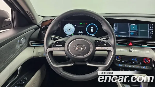 Hyundai AVANTE Inspiration — Фото автомобиля 14