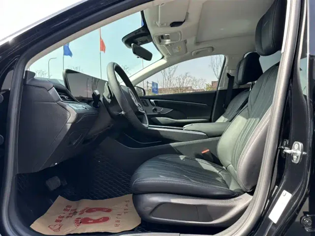 Buick LaCrosse — Фото автомобиля 2