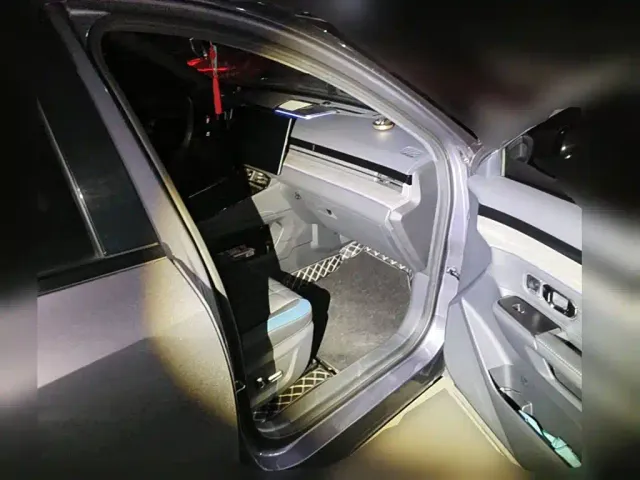 Jetour Shanhai L6 — Фото автомобиля 13