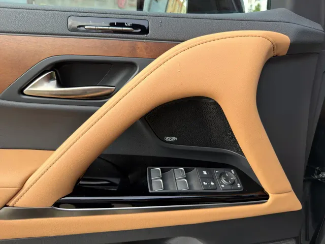 Lexus LX — Фото автомобиля 11