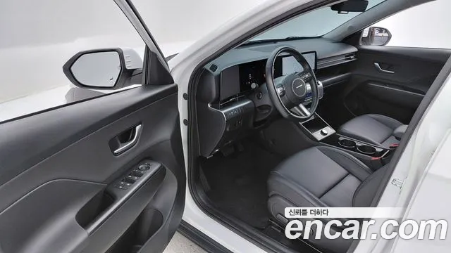 Hyundai Kona Kona (SX2) Бензин 1.6 турбо 2WD — Фото автомобиля 10