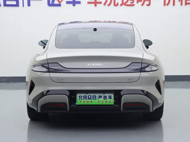 Xiaomi SU7 — Фото автомобиля 21