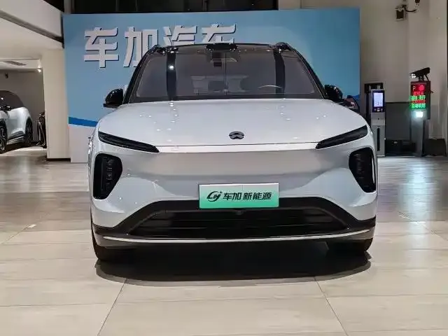 Nio ES6 — Фото автомобиля 2
