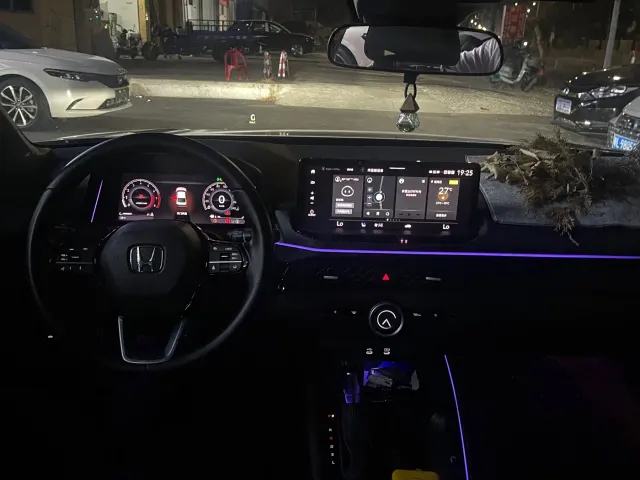 Honda Accord — Фото автомобиля 5