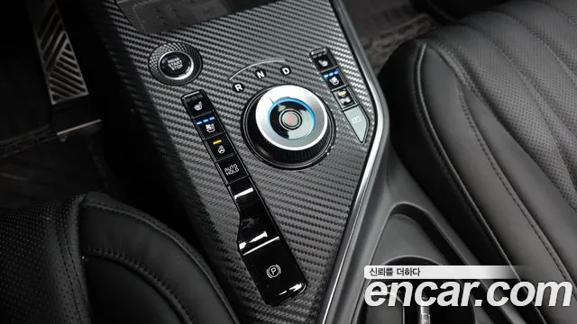Kia Niro The All New — Фото автомобиля 12