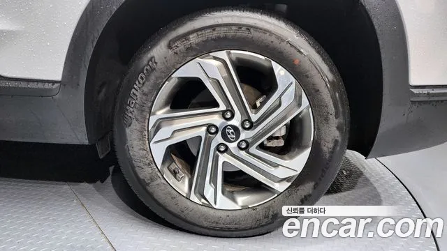 Hyundai Santafe Новый Santa Fe Дизель 2.2 2WD — Фото автомобиля 21