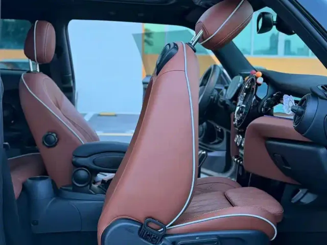 MINI Hatch — Фото автомобиля 24