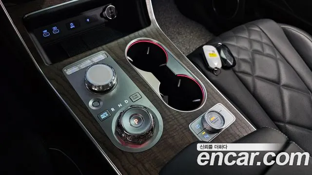 Genesis GV80 — Фото автомобиля 12
